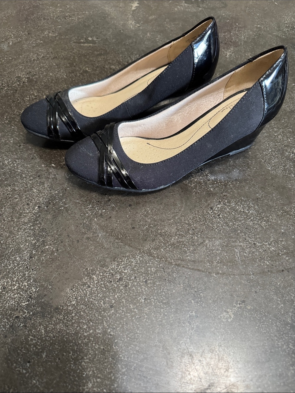 Life Stride Black Wedge Pumps with Patent Trim